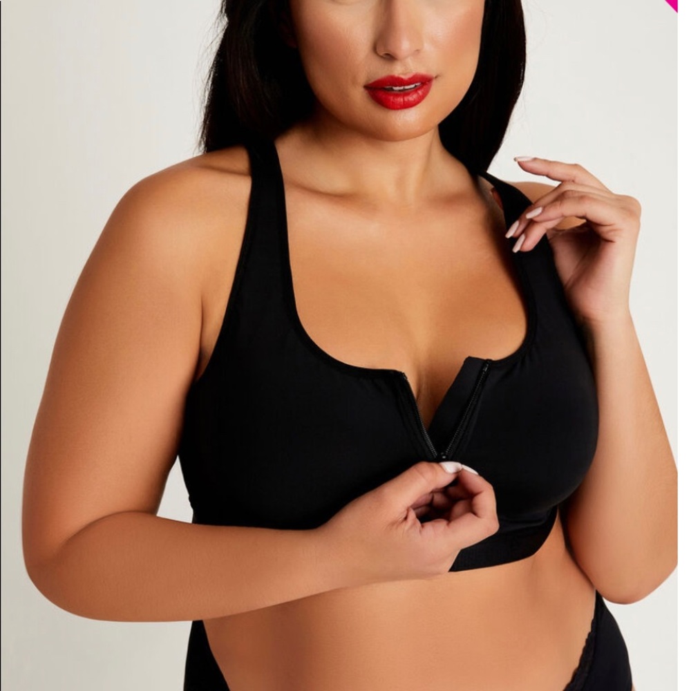 Ashley Stewart Front Raceback Sports Bra